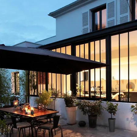 Le Clos Saint Honore Guest house