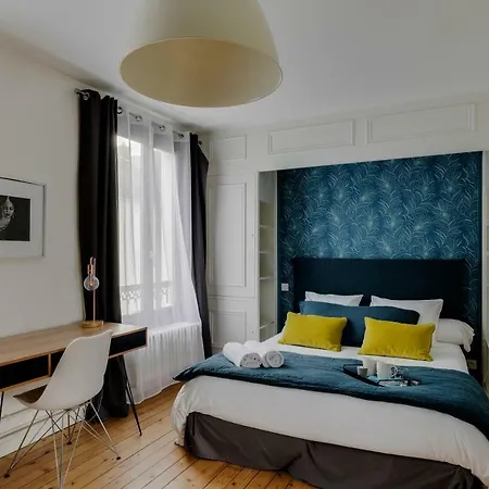 Le Clos Saint Honore 3*